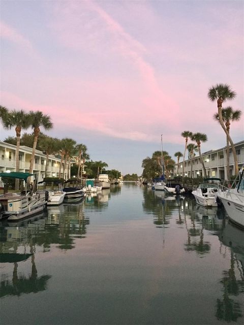 A home in VENICE