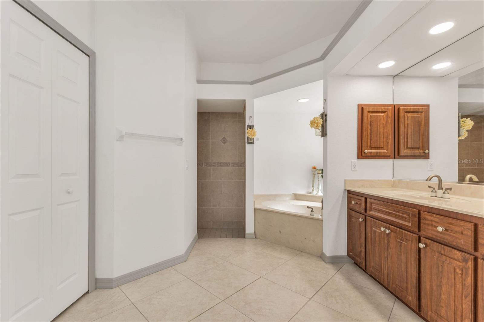 PEMBROKE SUB - Residential