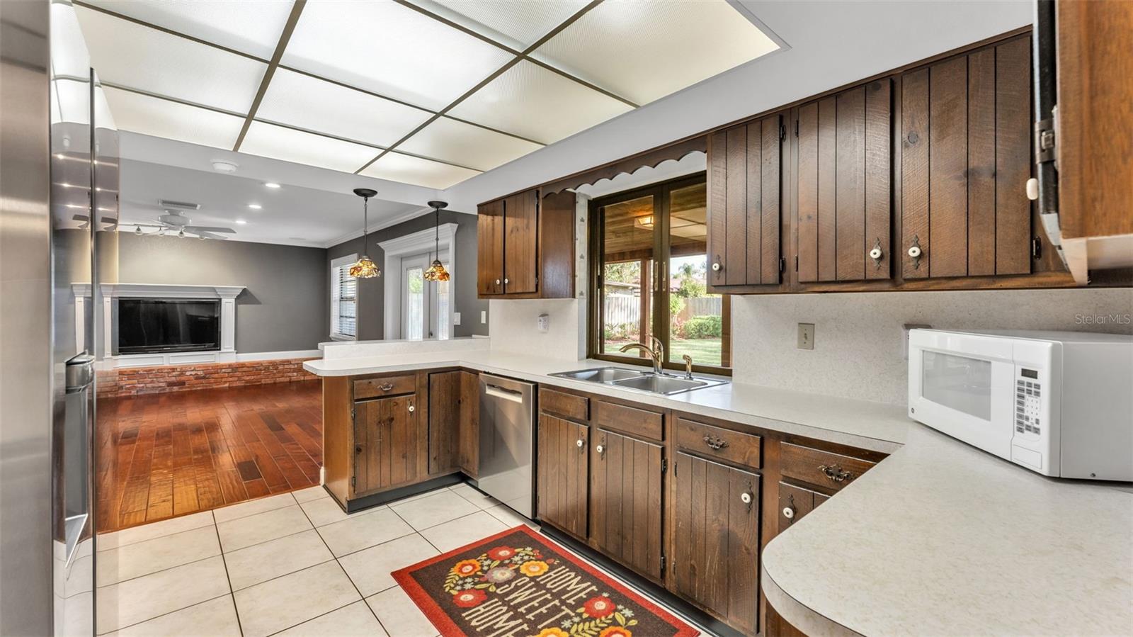 CHRISTINA WOODS - Residential