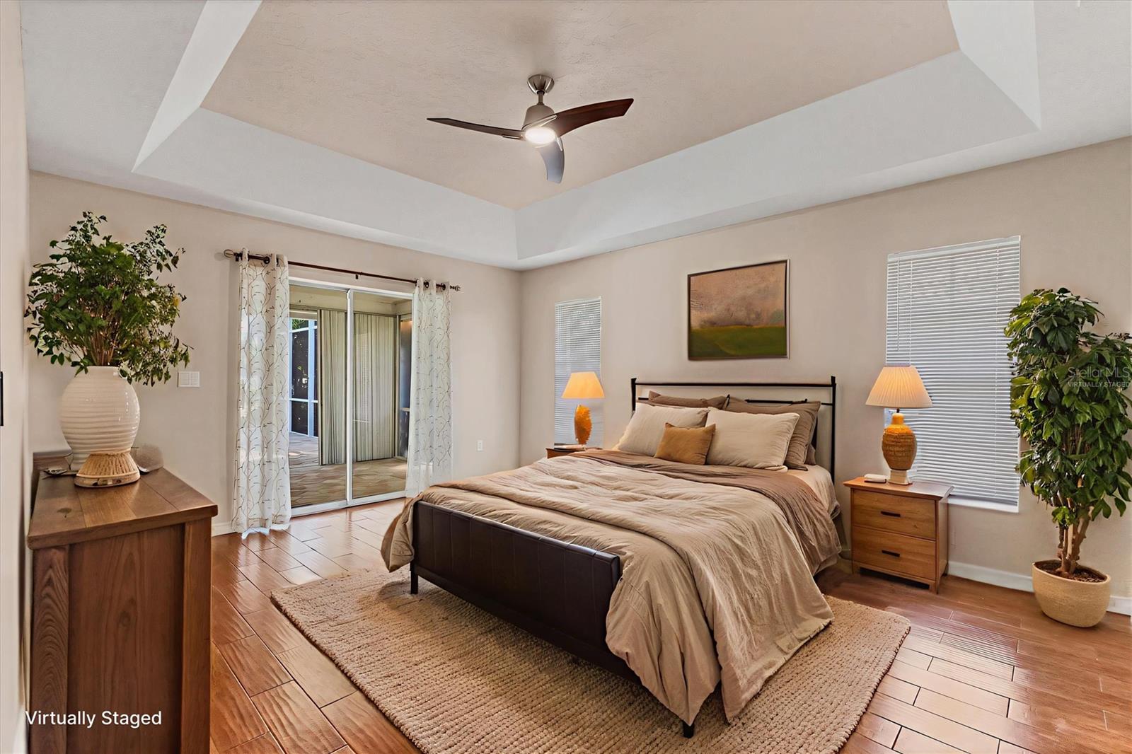 LAUREL WOODLANDS - Residential