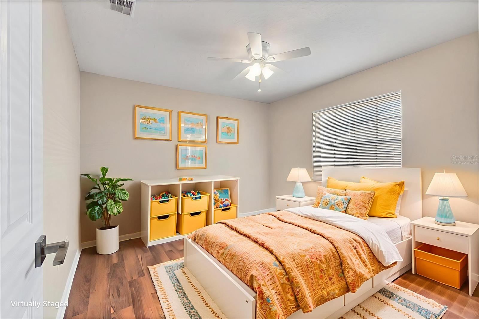 LAUREL WOODLANDS - Residential