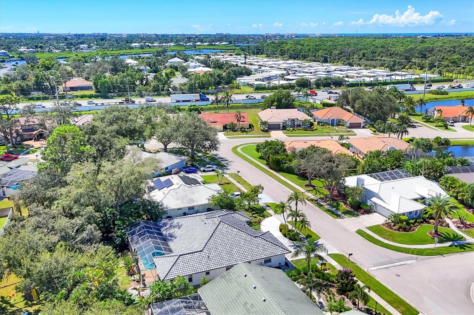 LAUREL WOODLANDS - Residential