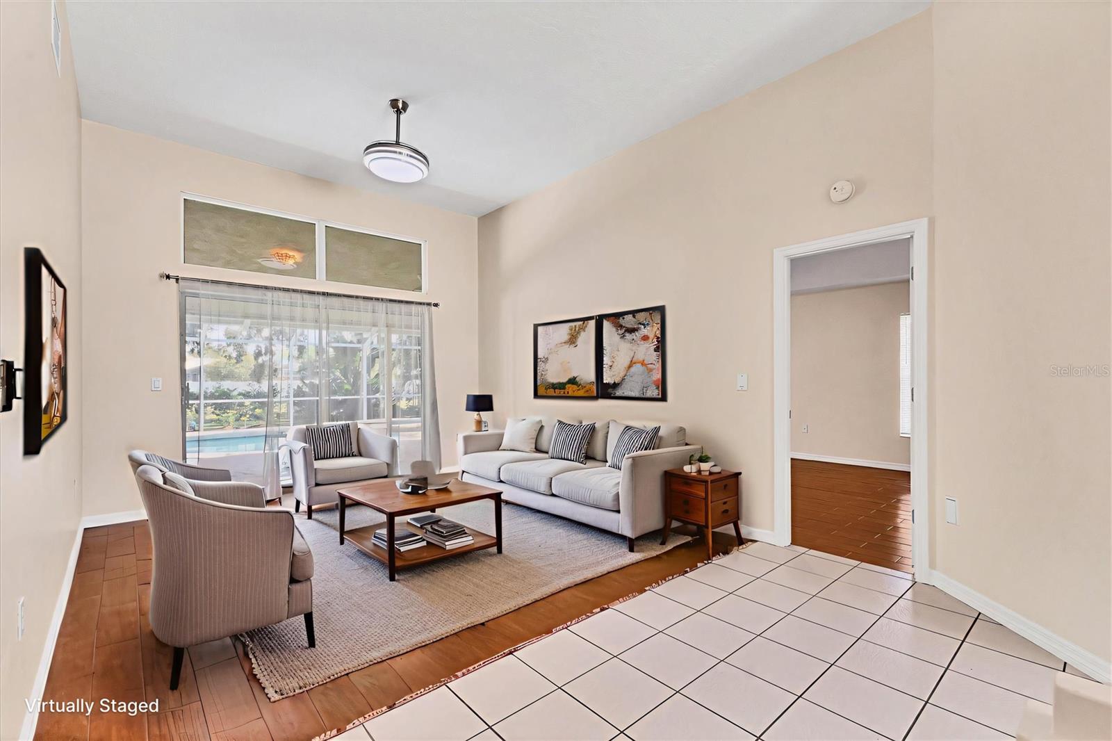 LAUREL WOODLANDS - Residential