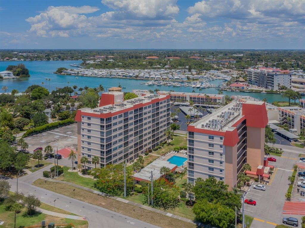 Photo of 244 Saint Augustine Avenue #104, Venice, FL 34285 (MLS # N6140746)