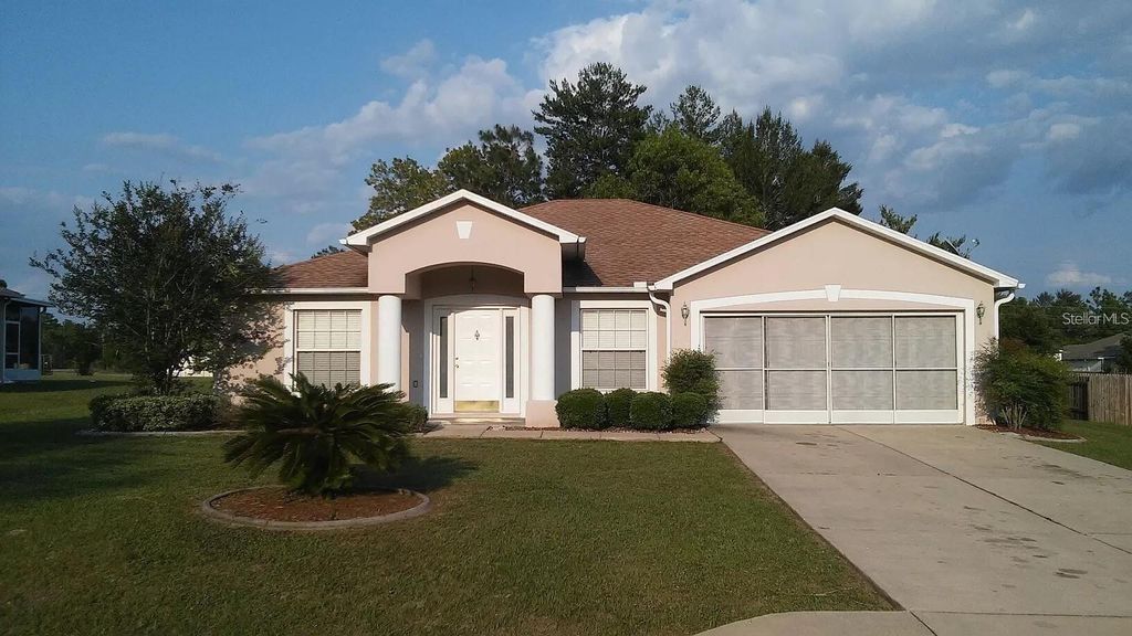 Photo of 11608 SW 50th Circle, Ocala, FL 34476 (MLS # G5109768)