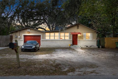 Photo of 1510 E 99th Avenue, Tampa, FL 33612 (MLS # TB8505034)