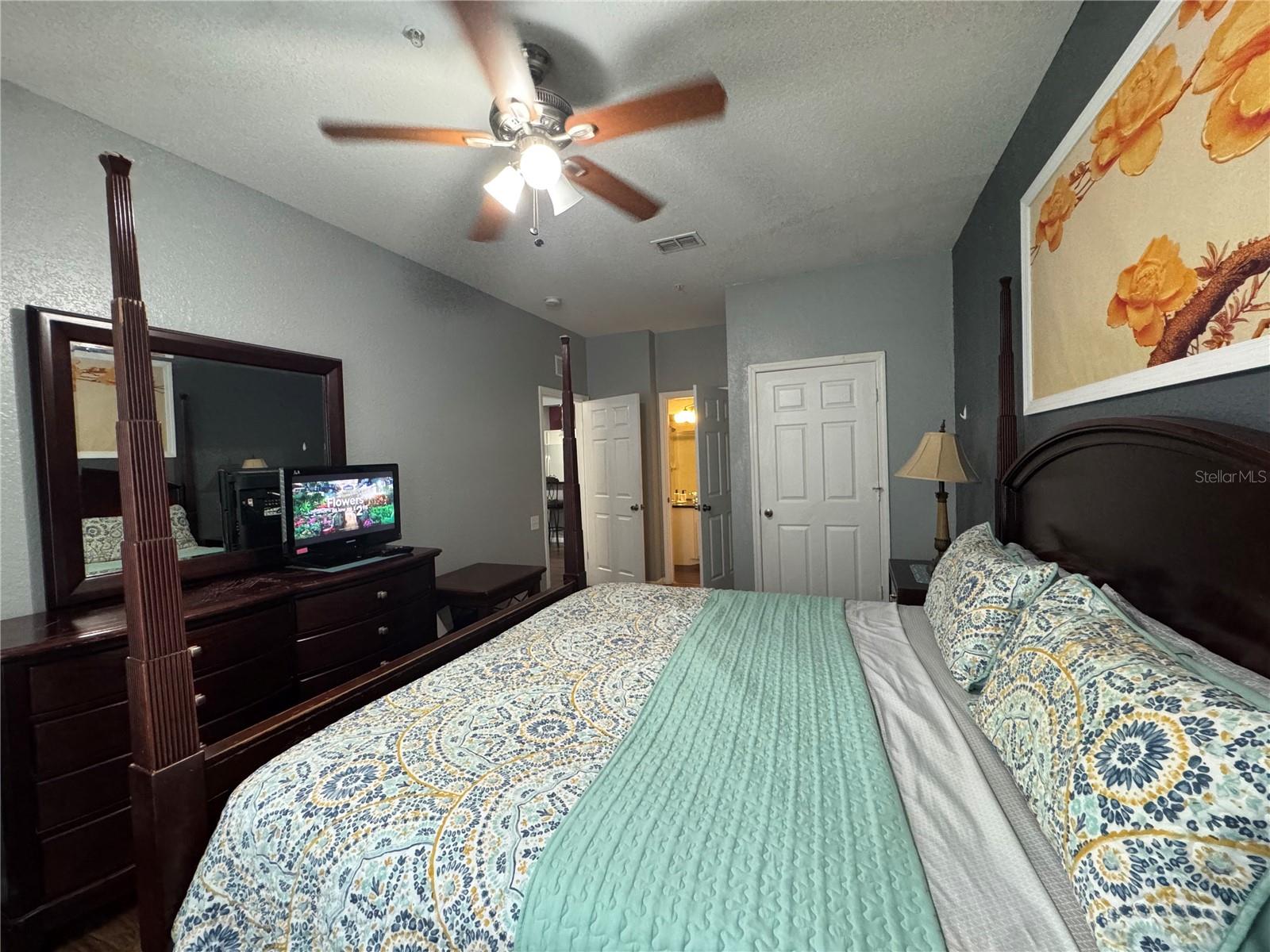 VENTURA AT WINDSOR HILLS CONDO PH 6 - Residential