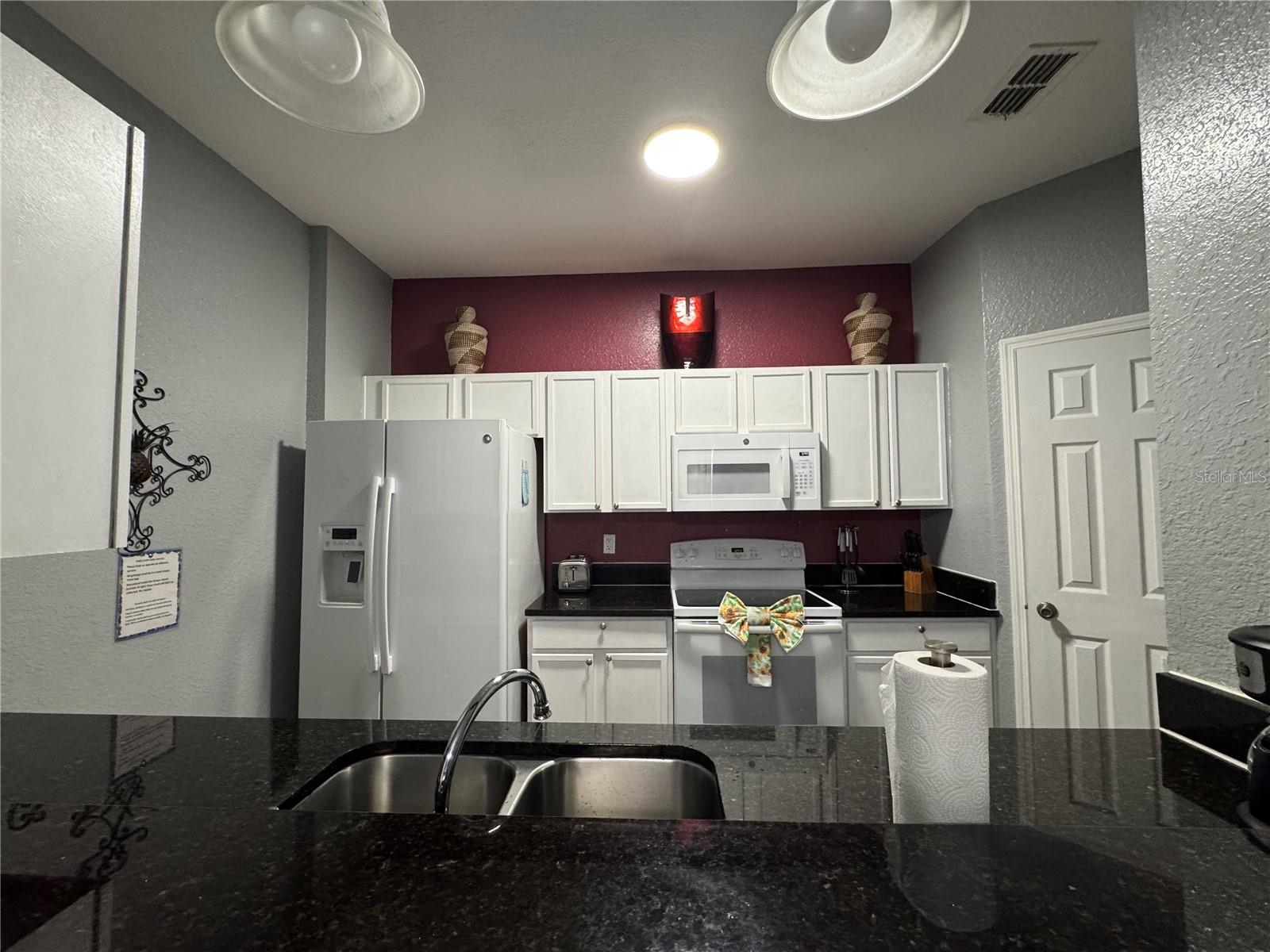 2821 ALMATON LOOP 205