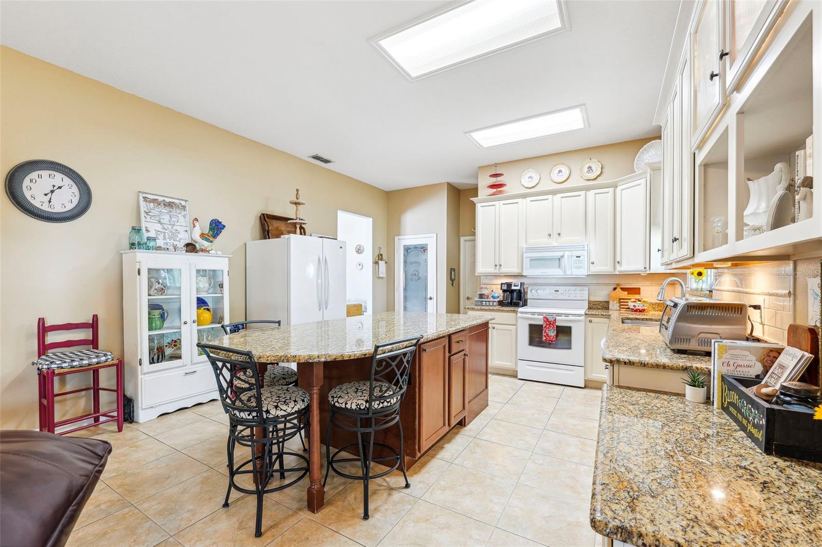 BUCKHORN TRACE - Residential