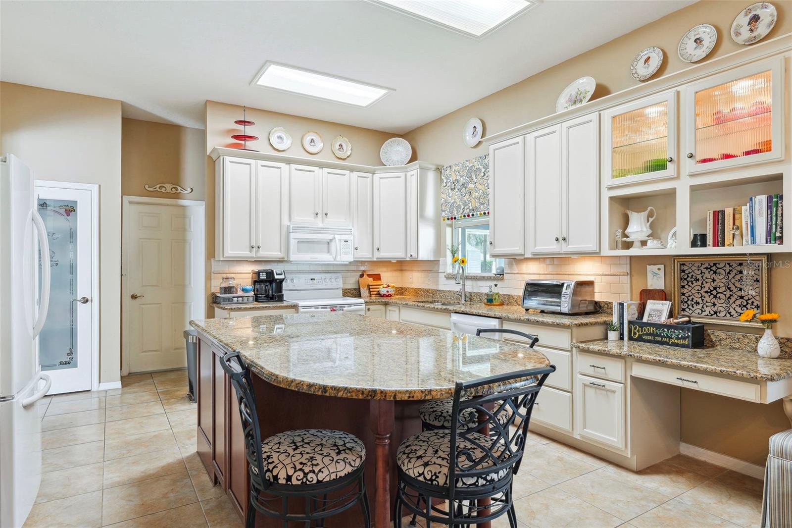 BUCKHORN TRACE - Residential