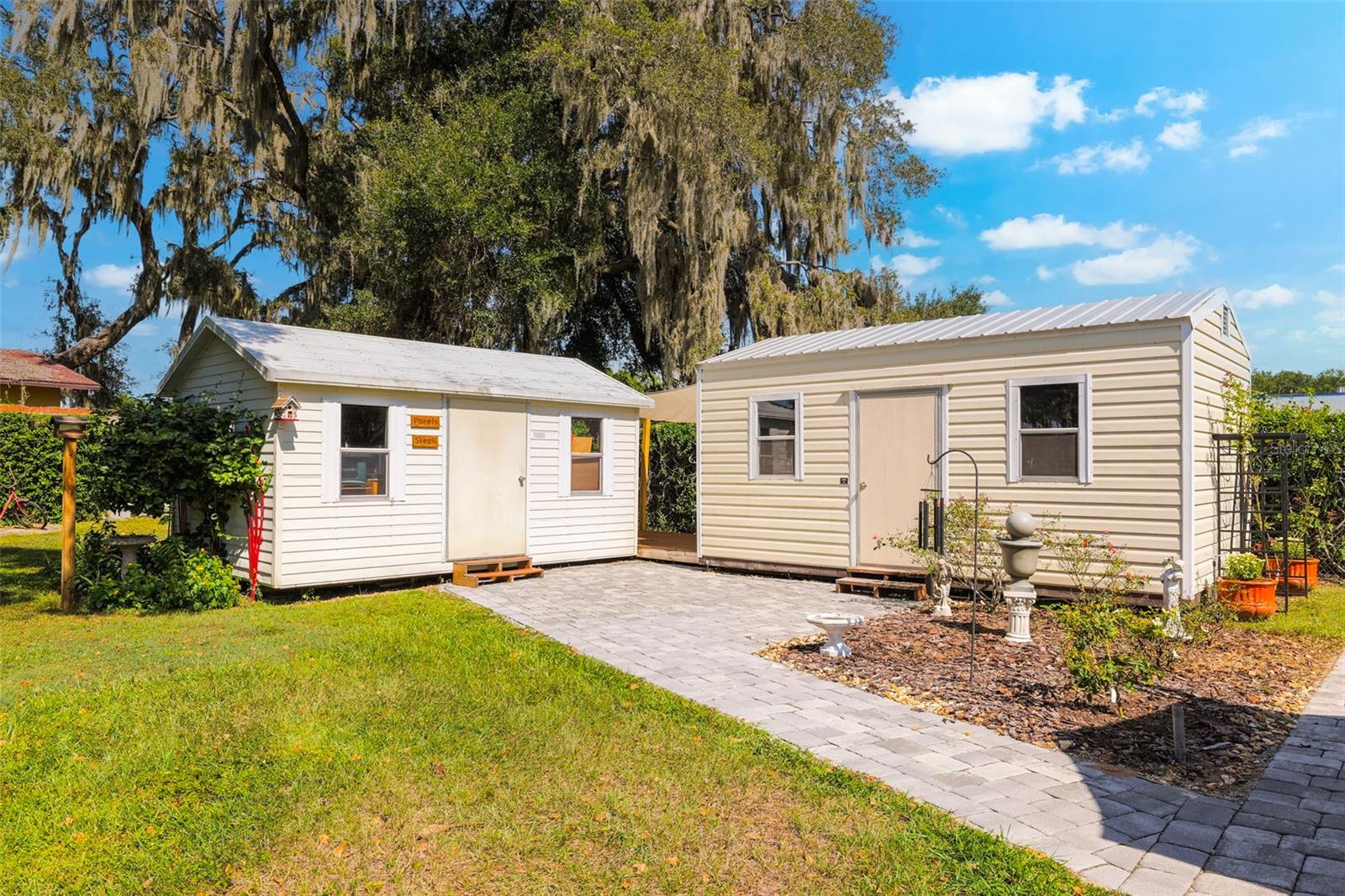 BUCKHORN TRACE - Residential