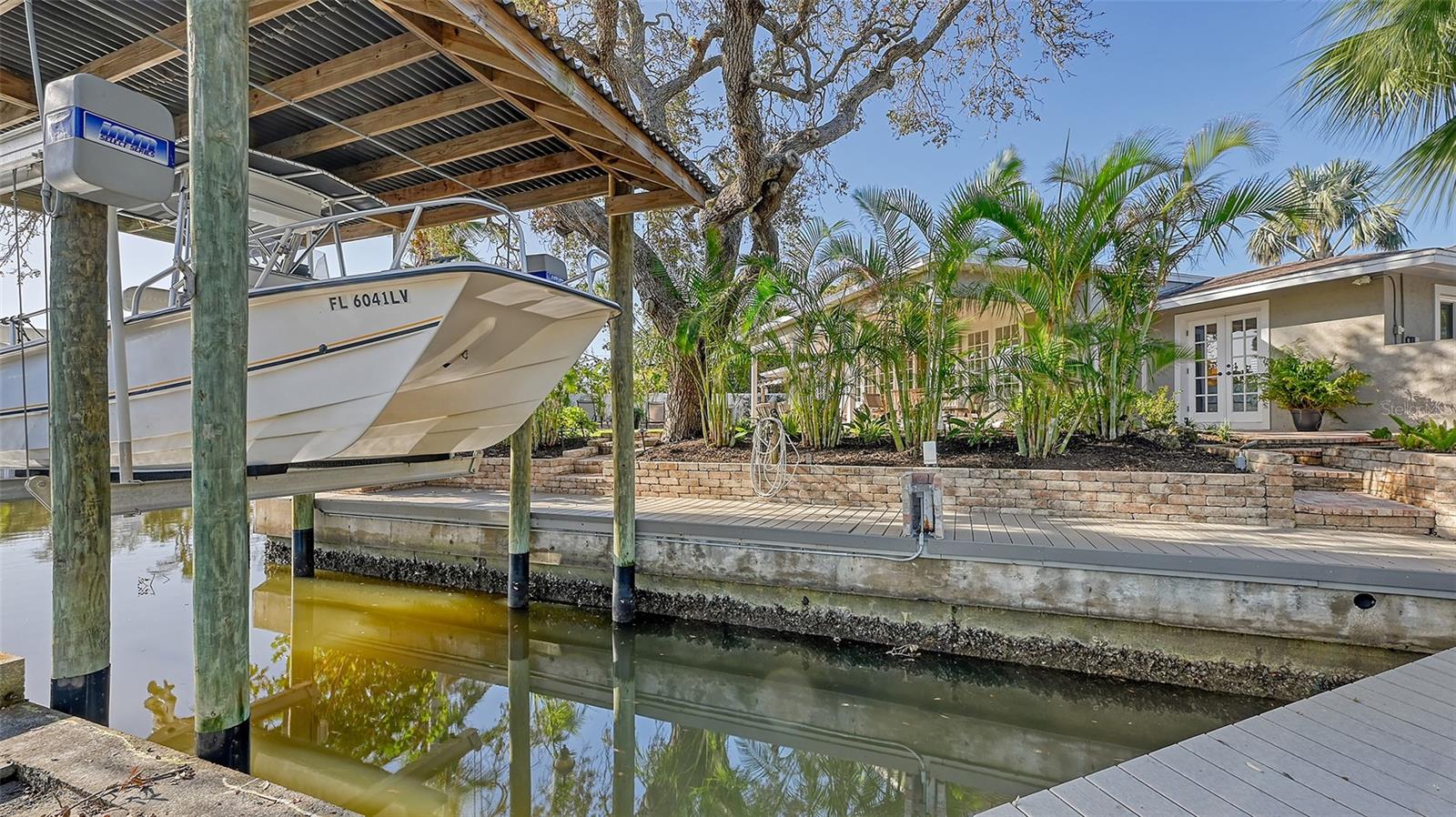 SARA SANDS - Residential