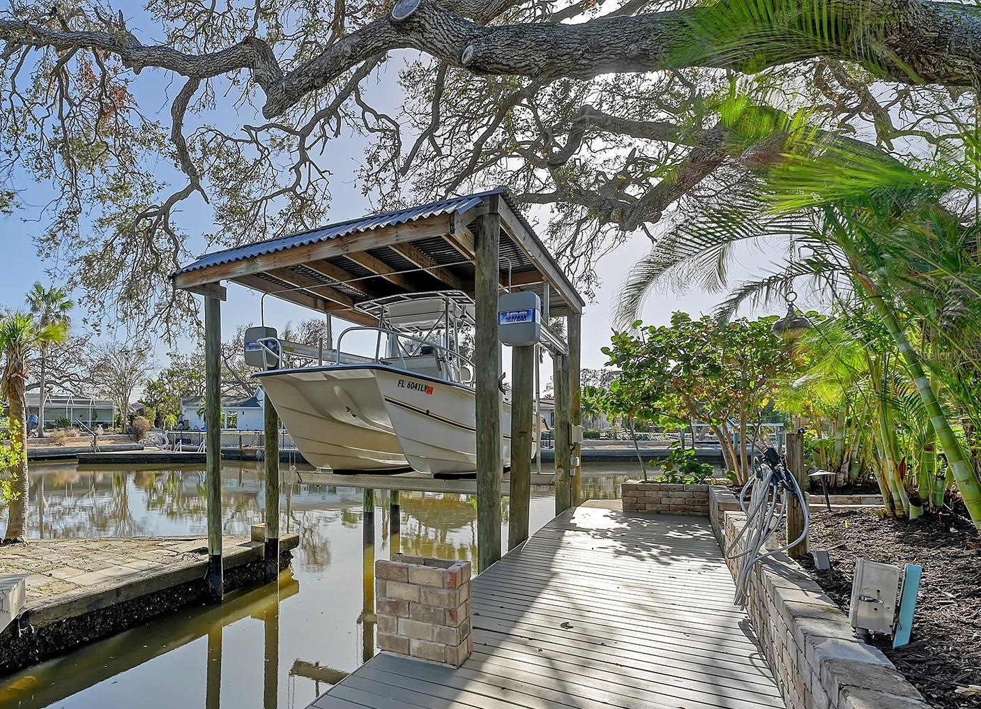 SARA SANDS - Residential