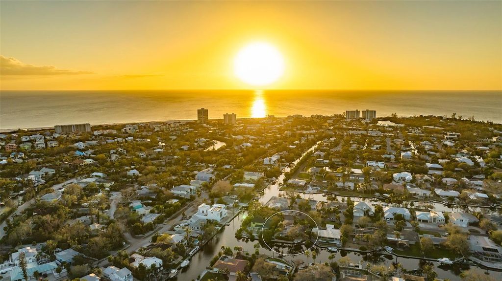 Photo of 5165 Sandy Cove Avenue, Siesta Key, FL 34242 (MLS # A4674745)