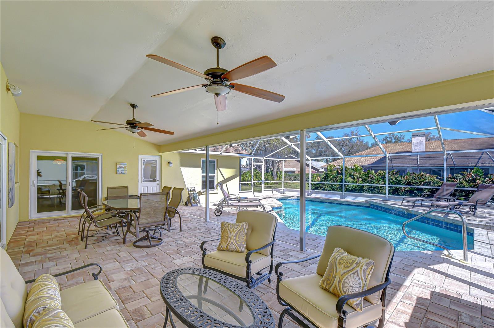 BLOOMINGDALE SEC U V PH - Residential