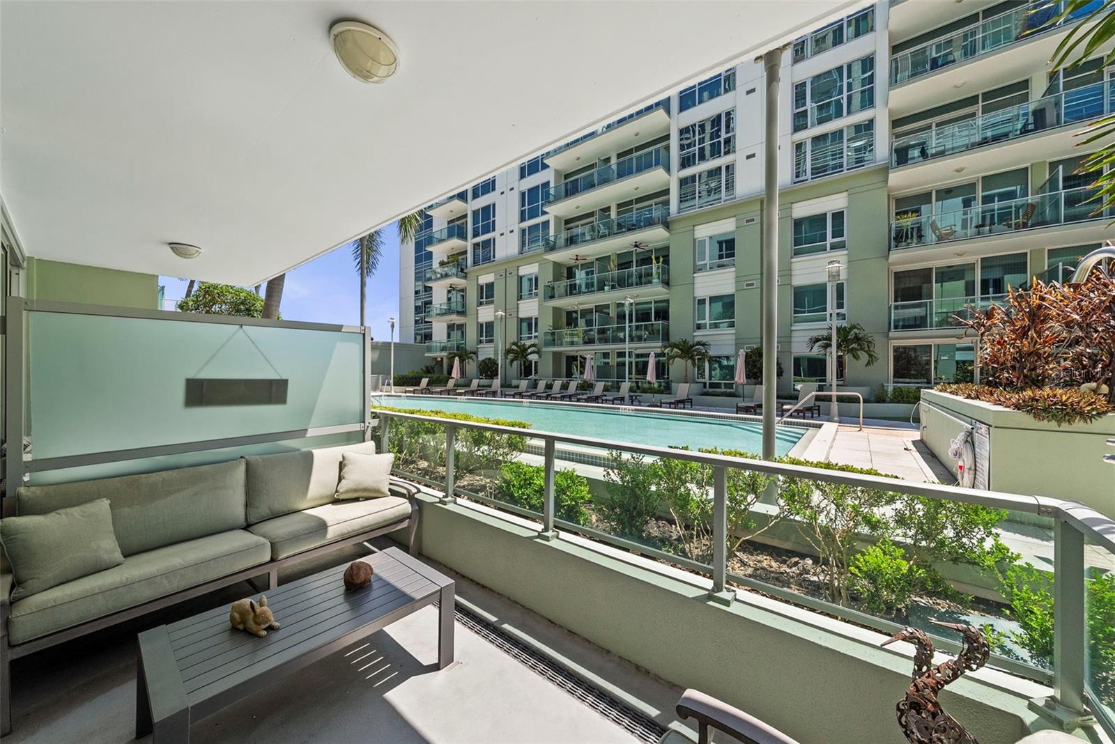 THE PLACE AT CHANNELSIDE A CON - Residential