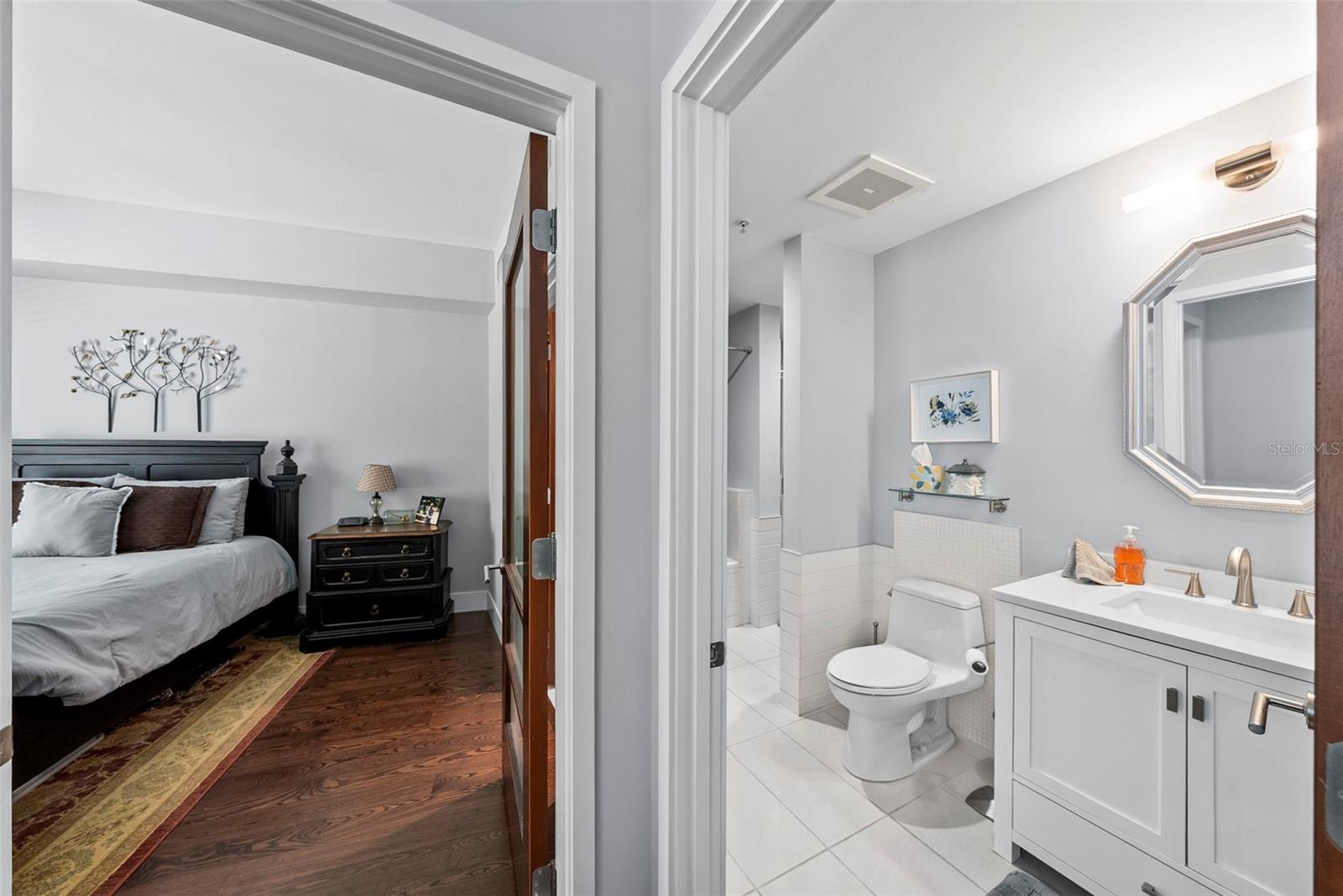 THE PLACE AT CHANNELSIDE A CON - Residential