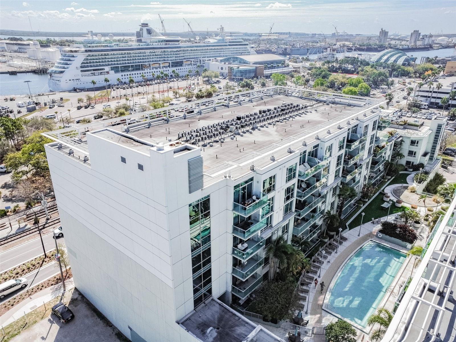 THE PLACE AT CHANNELSIDE A CON - Residential