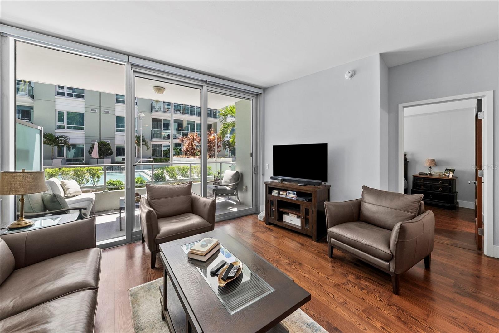 THE PLACE AT CHANNELSIDE A CON - Residential