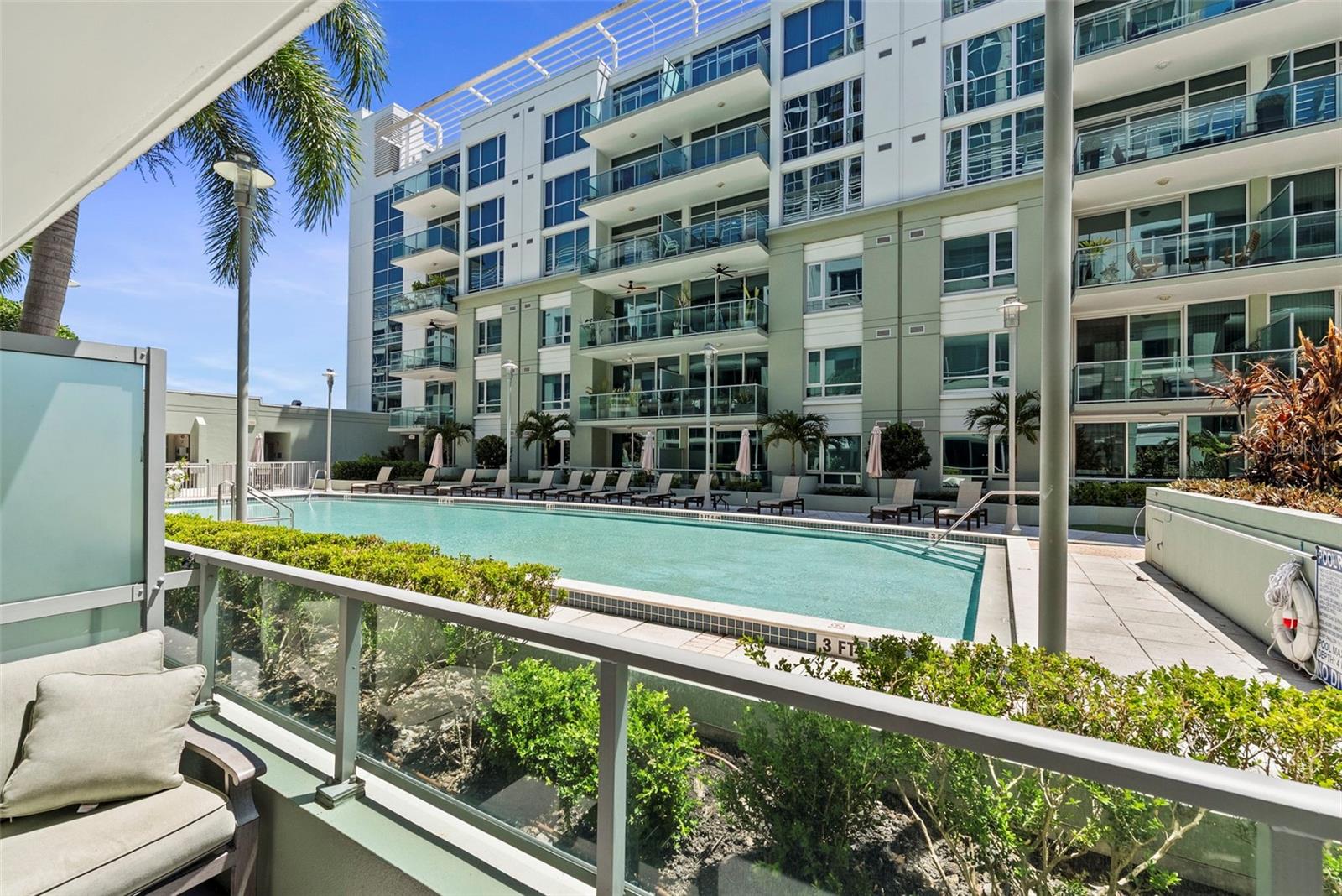 THE PLACE AT CHANNELSIDE A CON - Residential