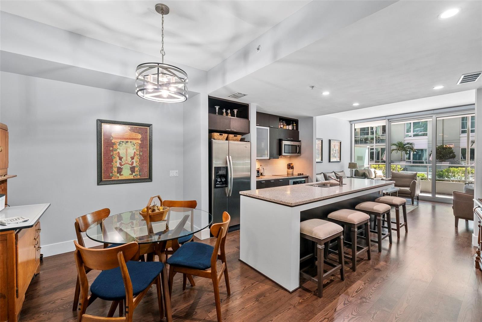 THE PLACE AT CHANNELSIDE A CON - Residential