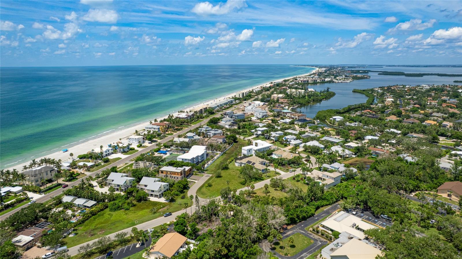 COQUINA BEACH - Land