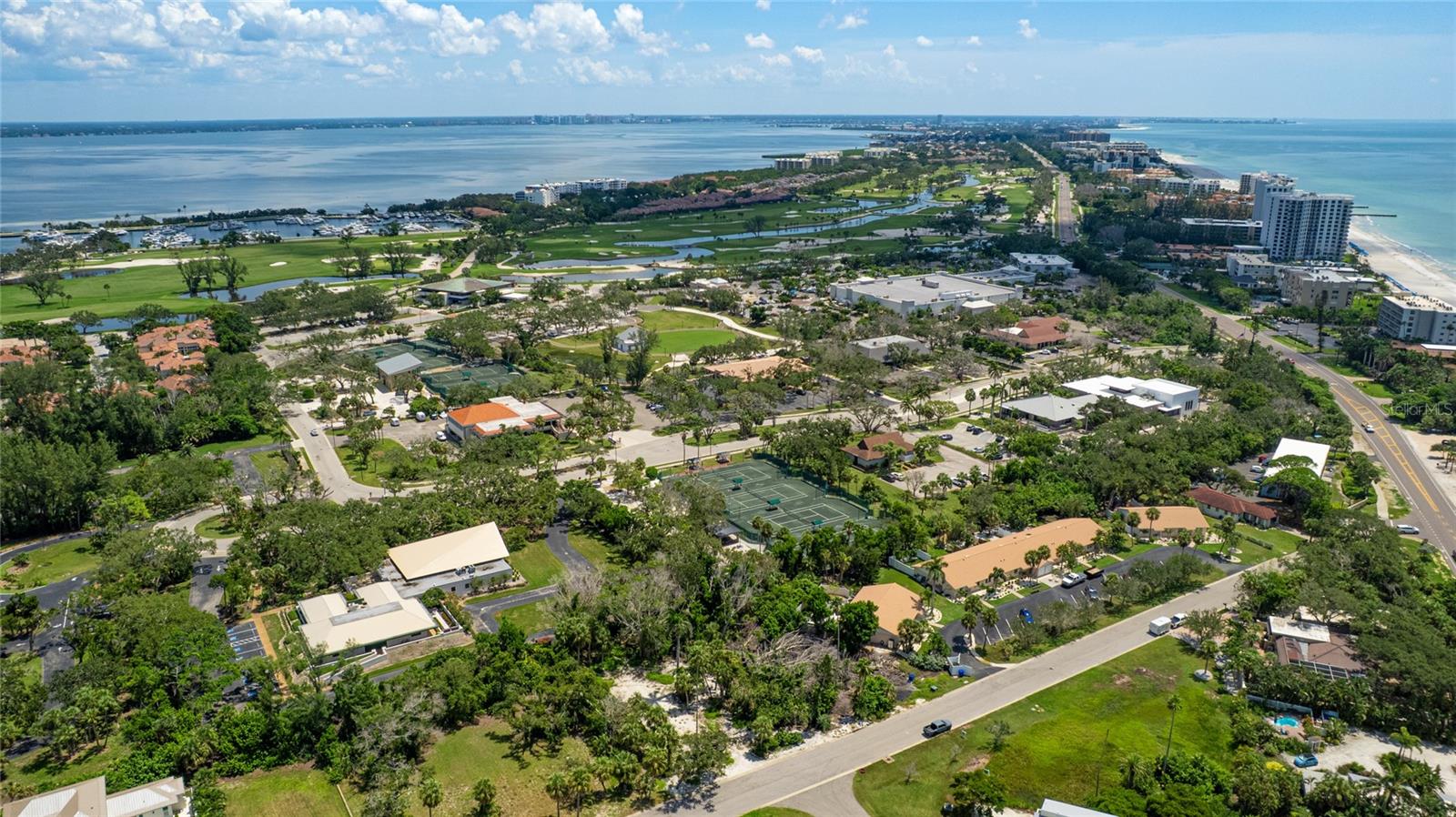 COQUINA BEACH - Land