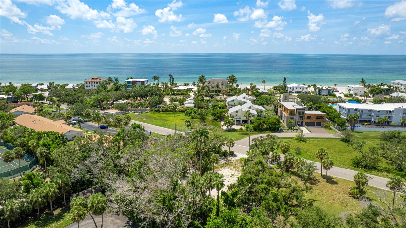 COQUINA BEACH - Land