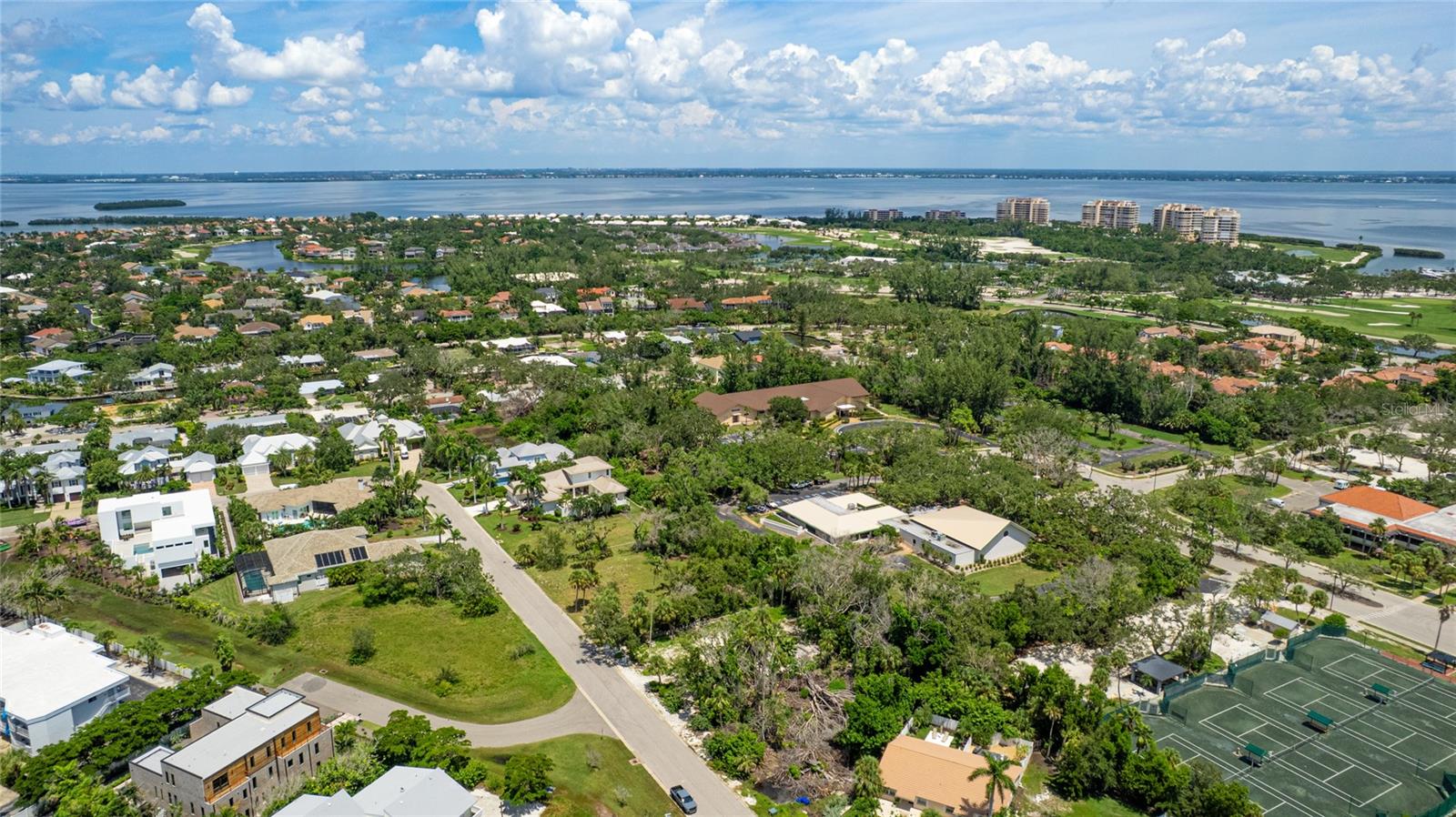 COQUINA BEACH - Land