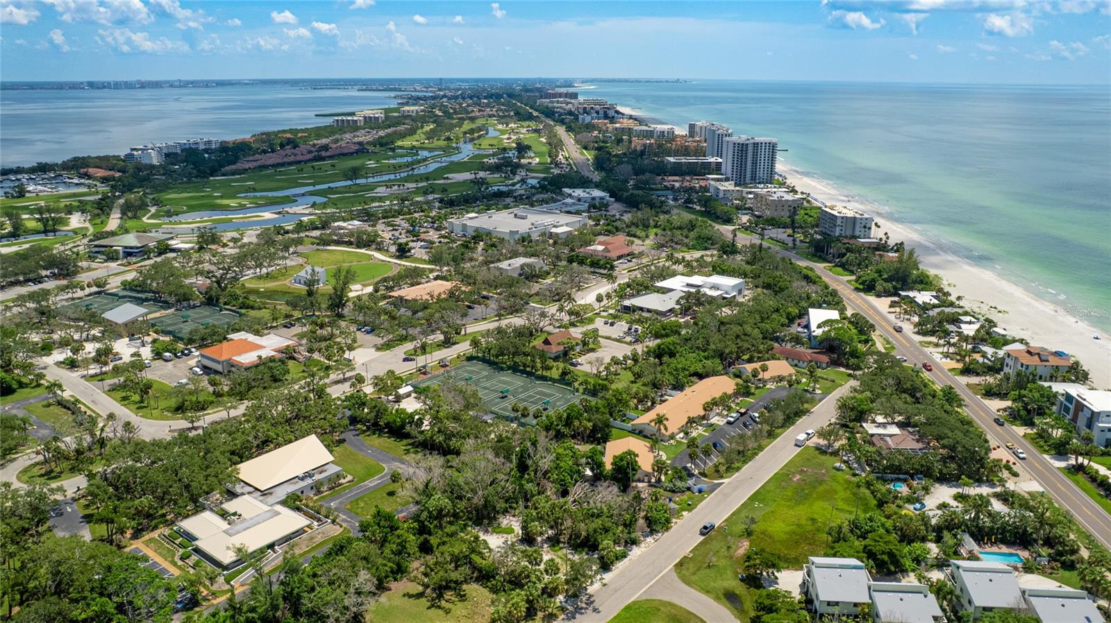 COQUINA BEACH - Land