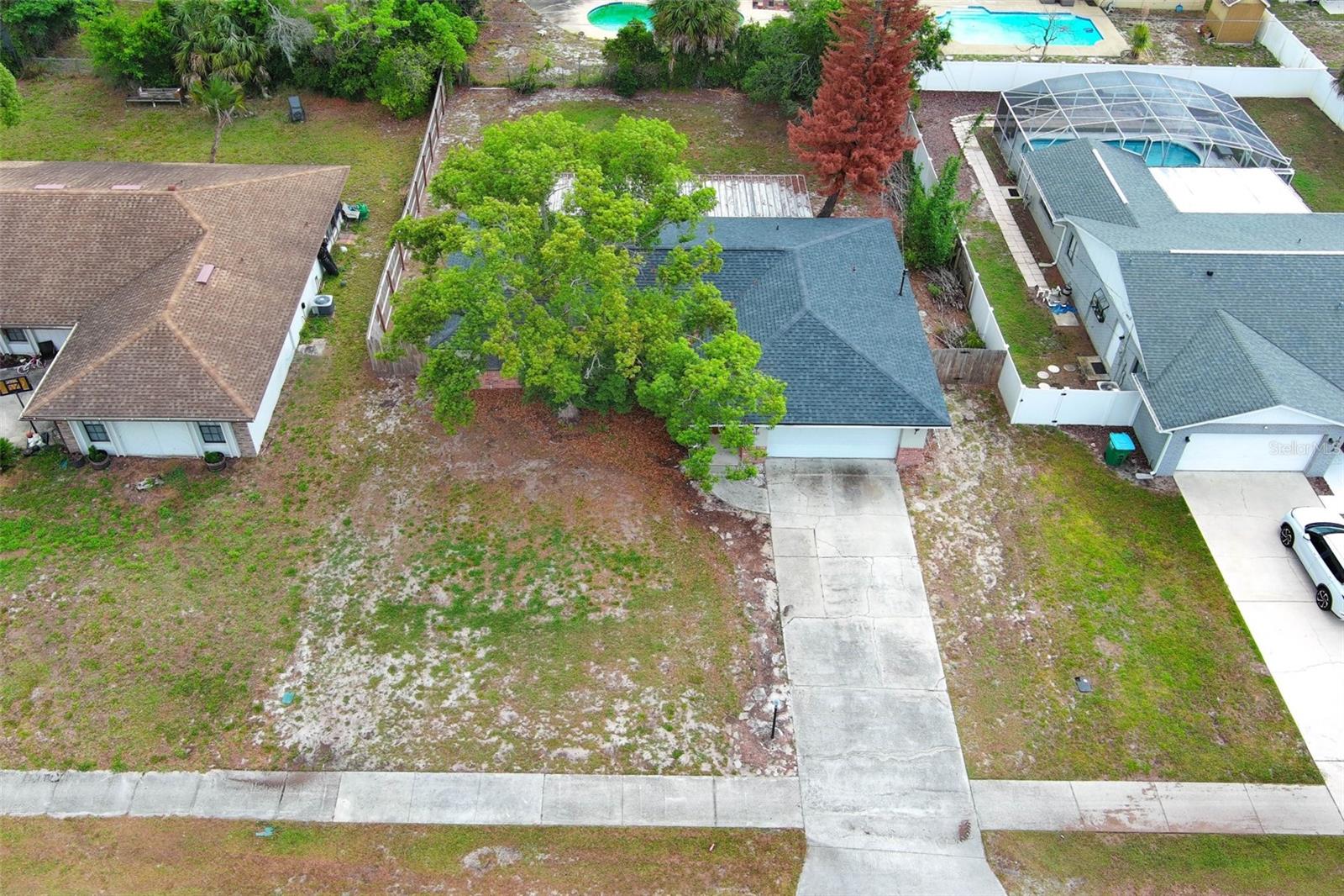 DELTONA LAKES UNIT 05 - Residential