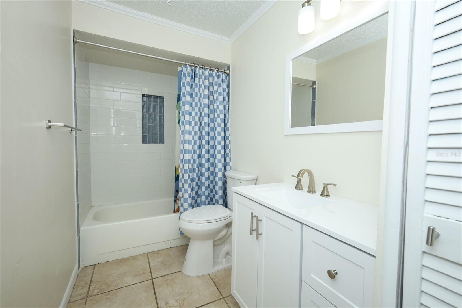 DELTONA LAKES UNIT 05 - Residential