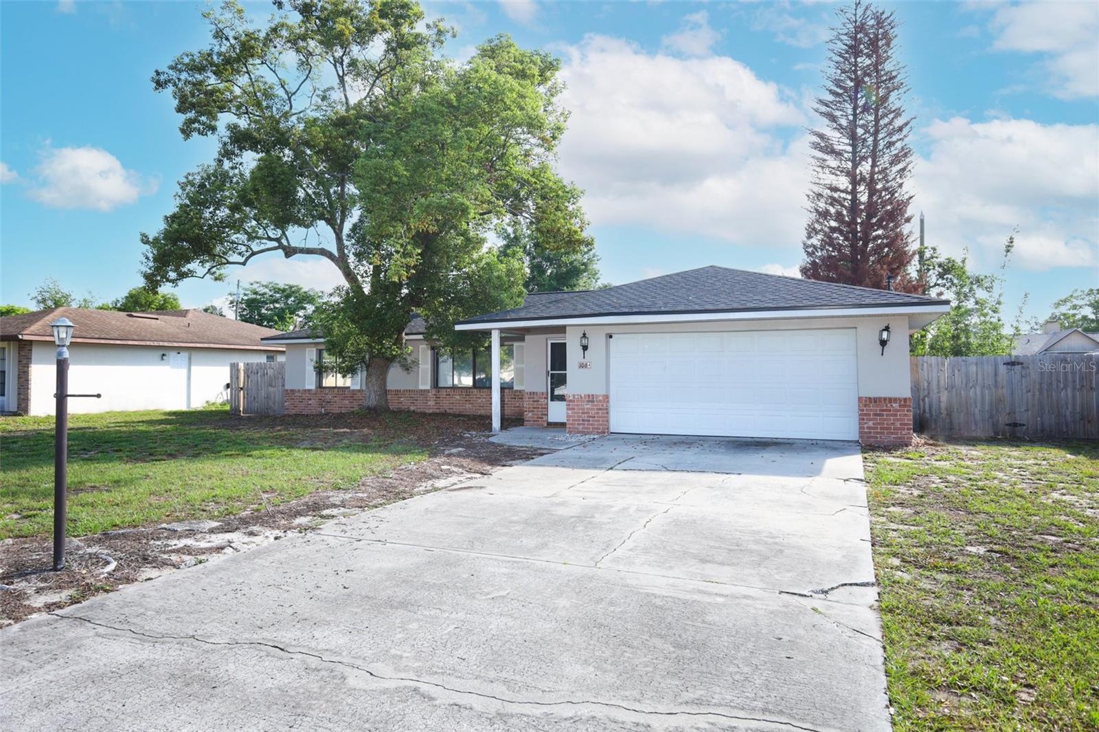 DELTONA LAKES UNIT 05 - Residential