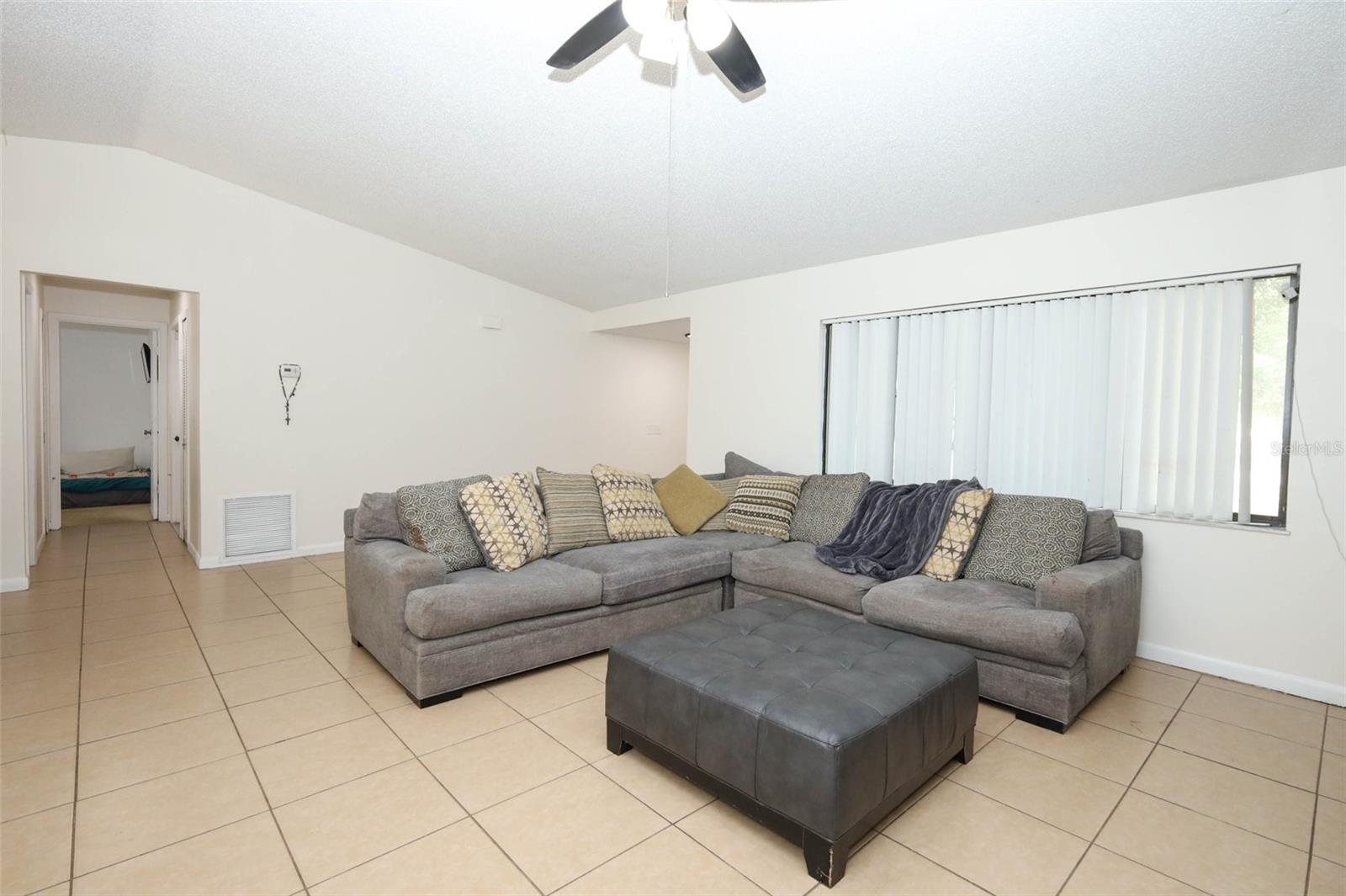DELTONA LAKES UNIT 05 - Residential