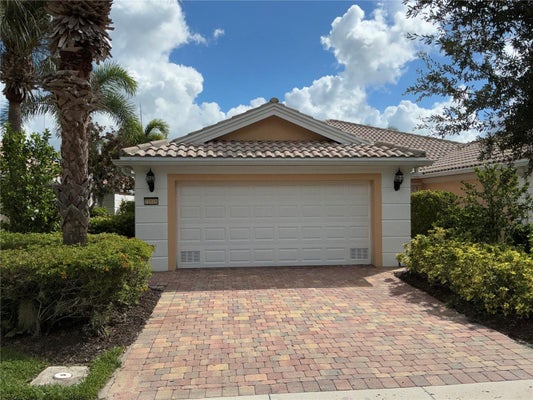 11616 GARESSIO LN, SARASOTA, FL 34238 - Image 76aaf8084dc6c908545bfb01c99a2cfa/552680382
