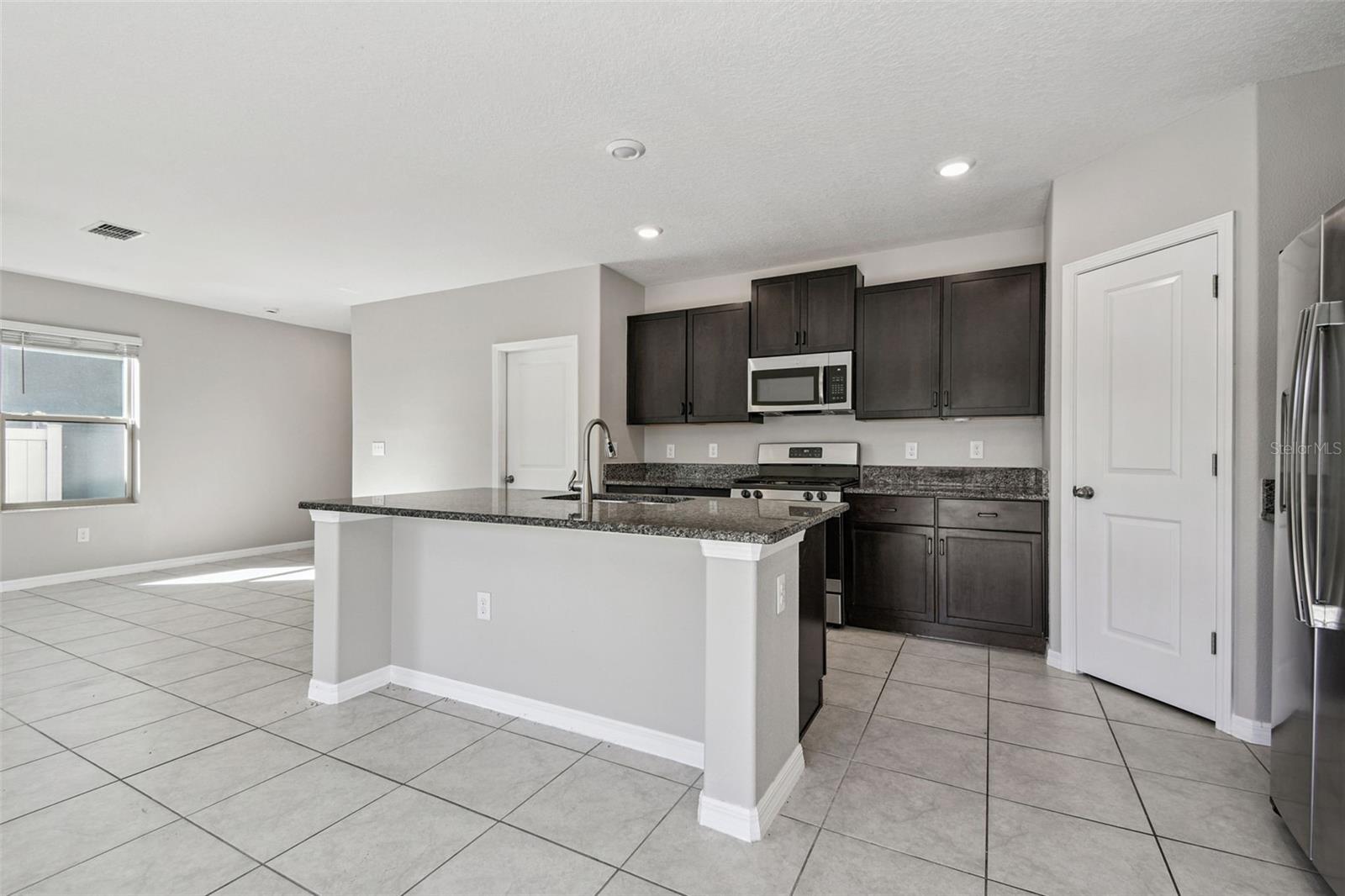 LEISEY SUB - Residential