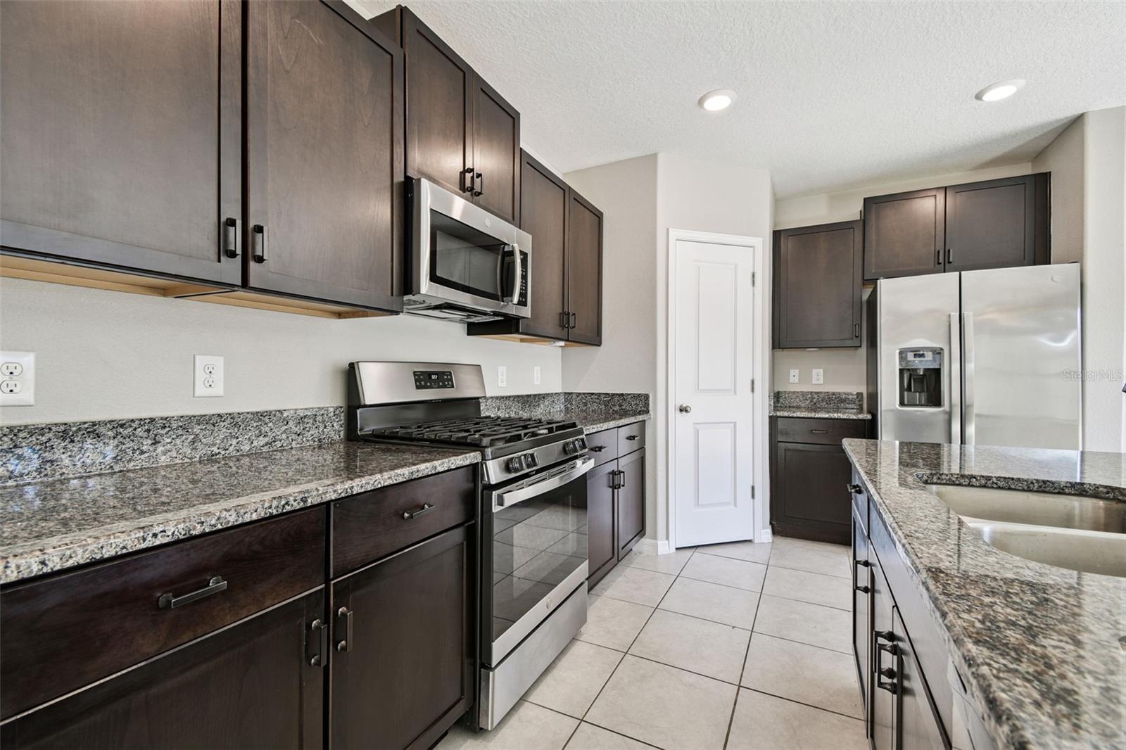 LEISEY SUB - Residential