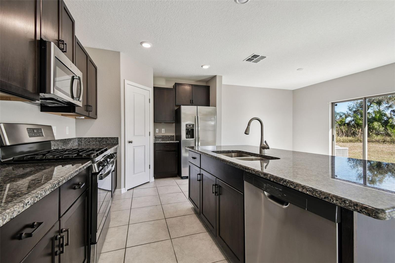 LEISEY SUB - Residential