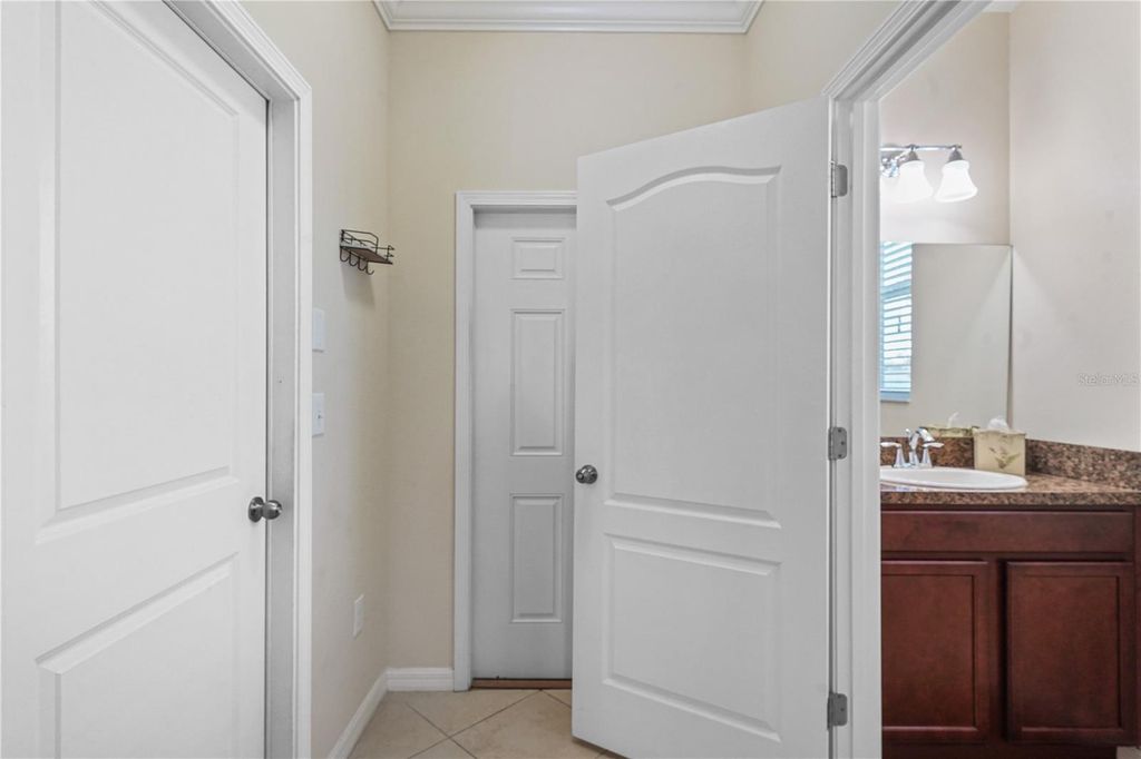 Photo of 6433 Torrington Circle, Lakeland, FL 33811 (MLS # TB8458263)