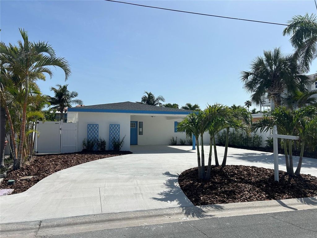 Photo of 11110 1st Street E, Treasure Island, FL 33706 (MLS # TB8465347)