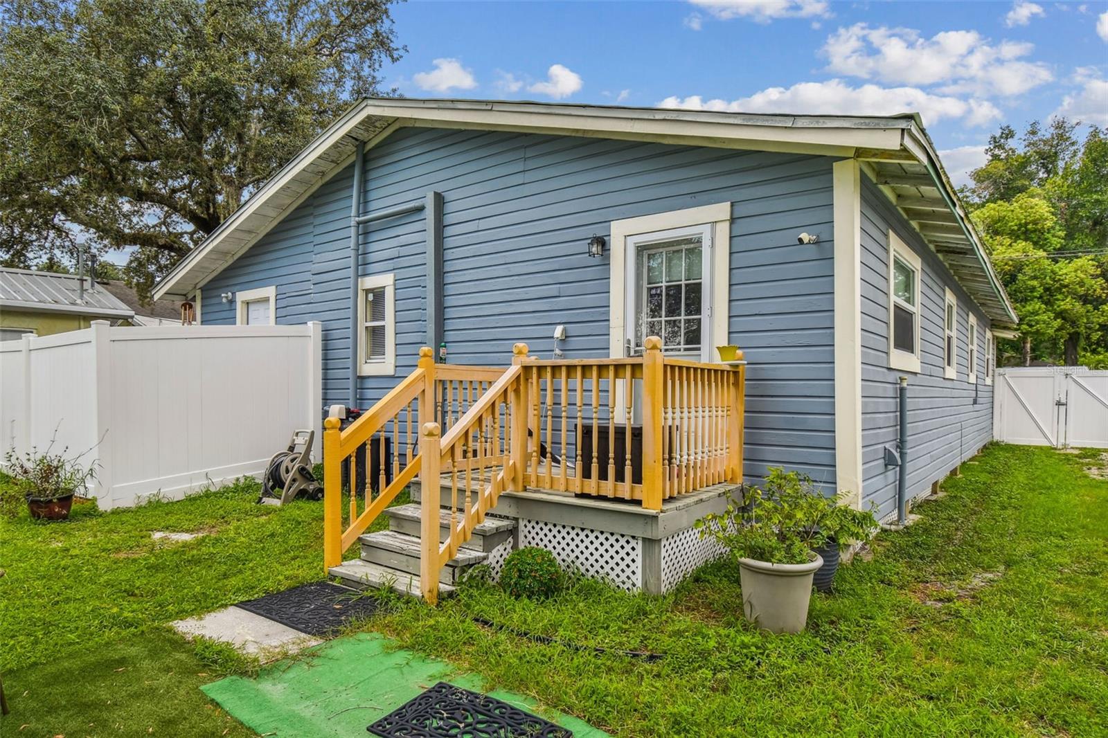 CASA LOMA SUB - Commercial Sale