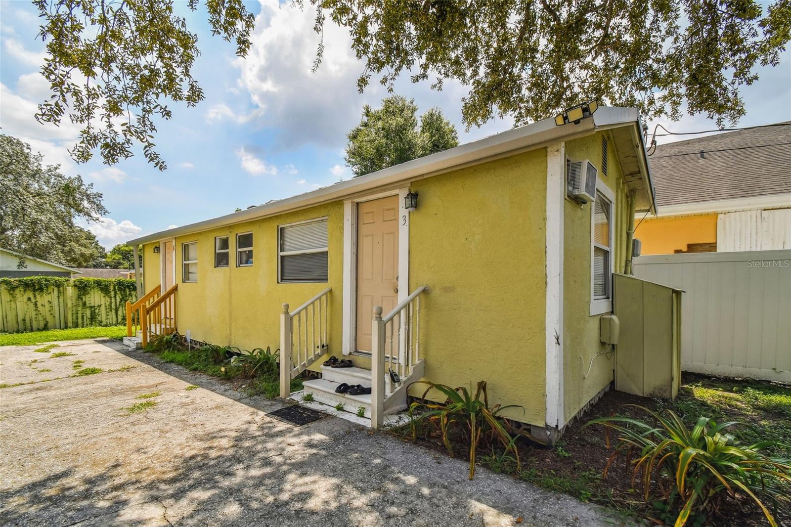 CASA LOMA SUB - Commercial Sale