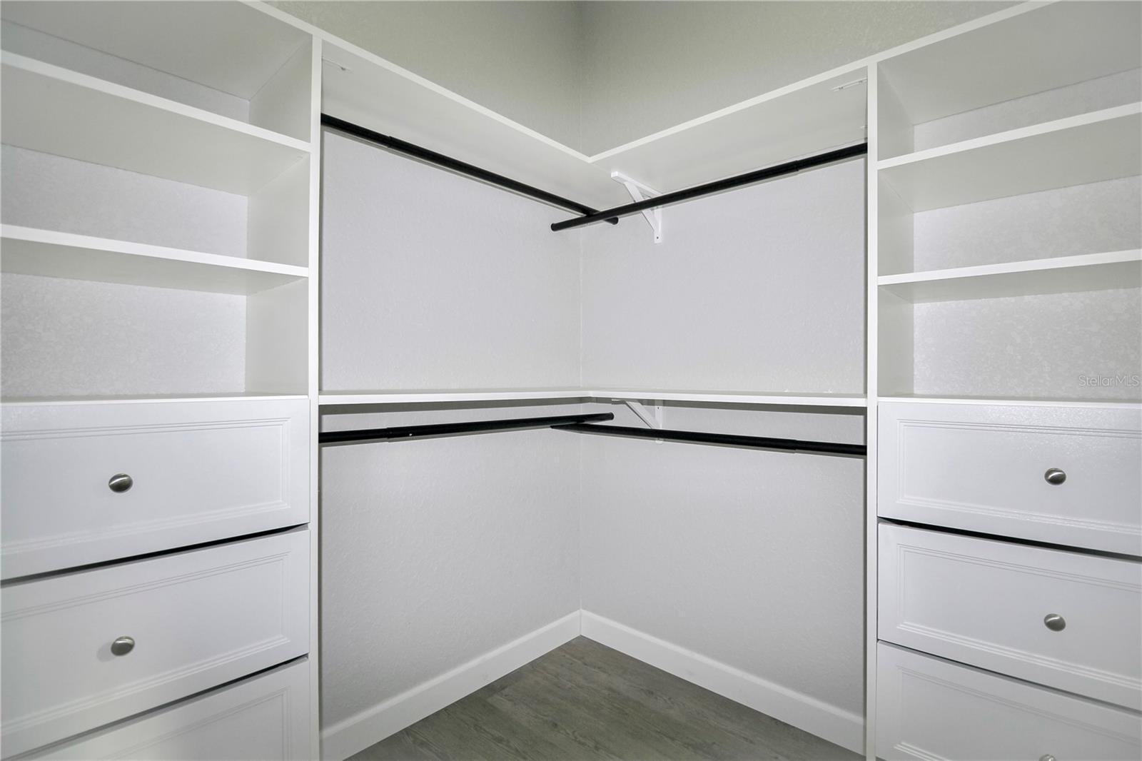 SUN N LAKE - Residential