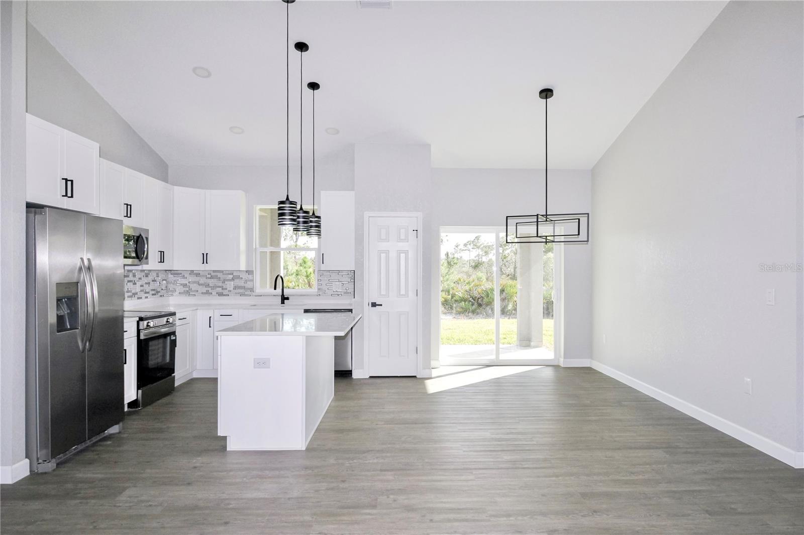 SUN N LAKE - Residential