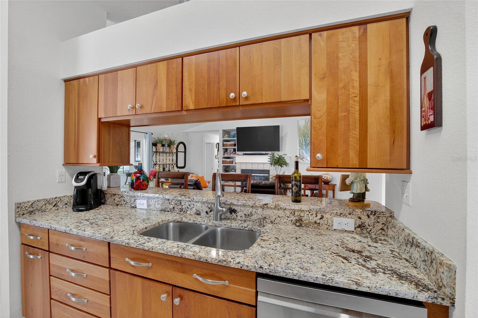CLUBHOUSE ESTATES AT SUMMERFIE - Residential