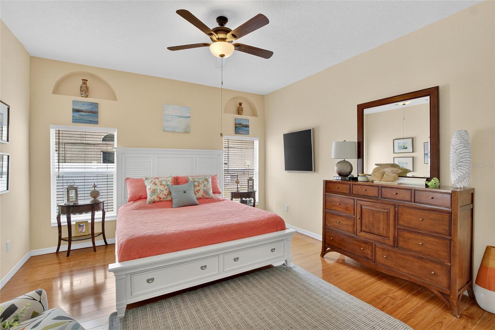 CLUBHOUSE ESTATES AT SUMMERFIE - Residential