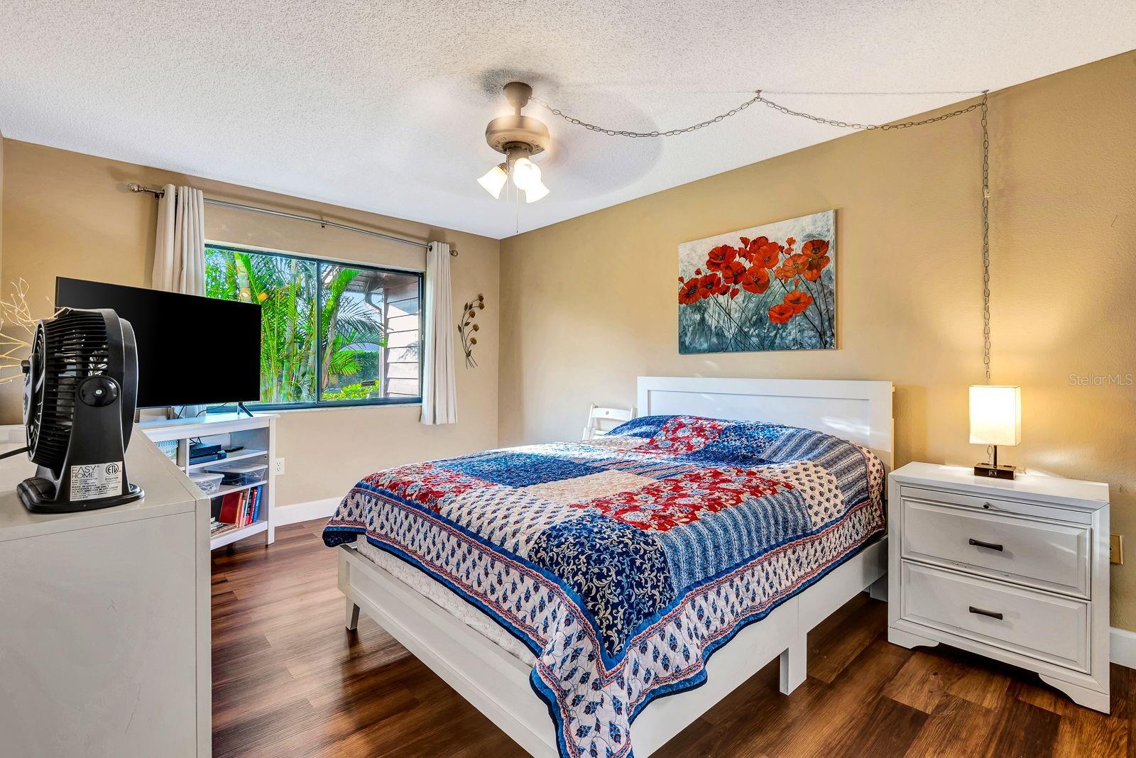 COUNTRY VILLAGE SEC 1 - Residential