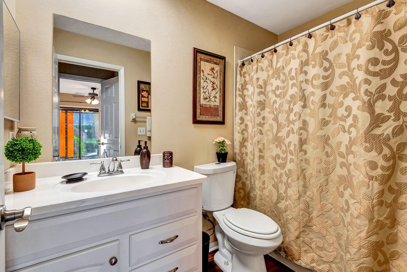 COUNTRY VILLAGE SEC 1 - Residential