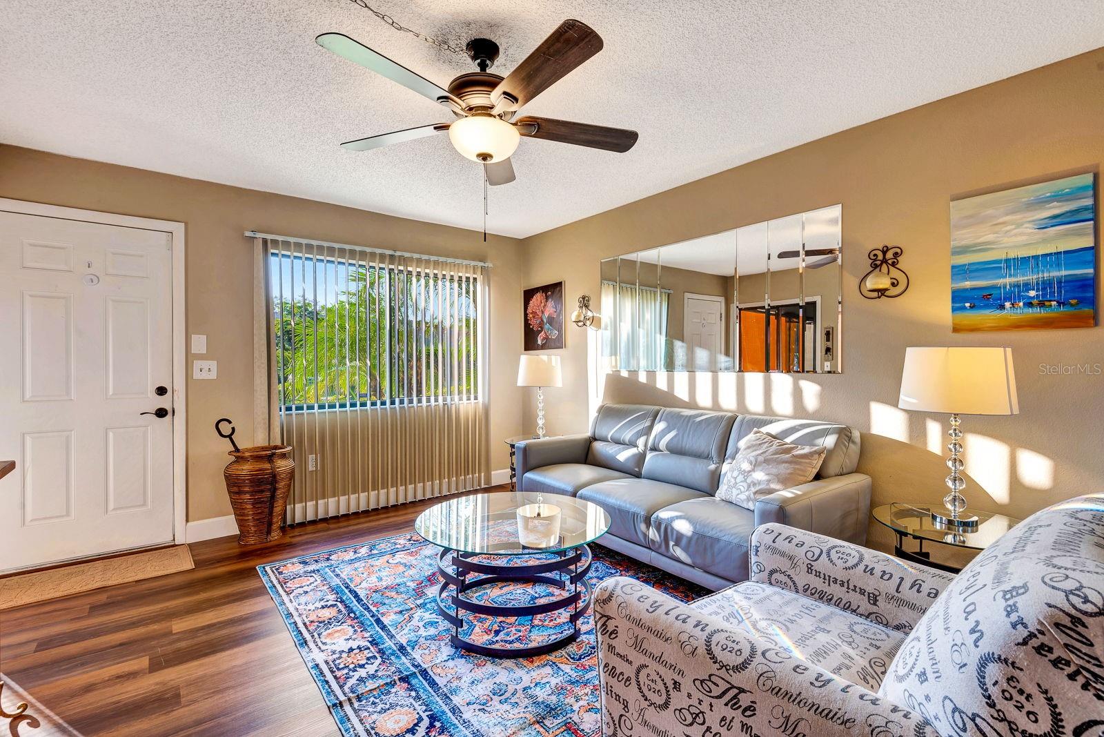 COUNTRY VILLAGE SEC 1 - Residential