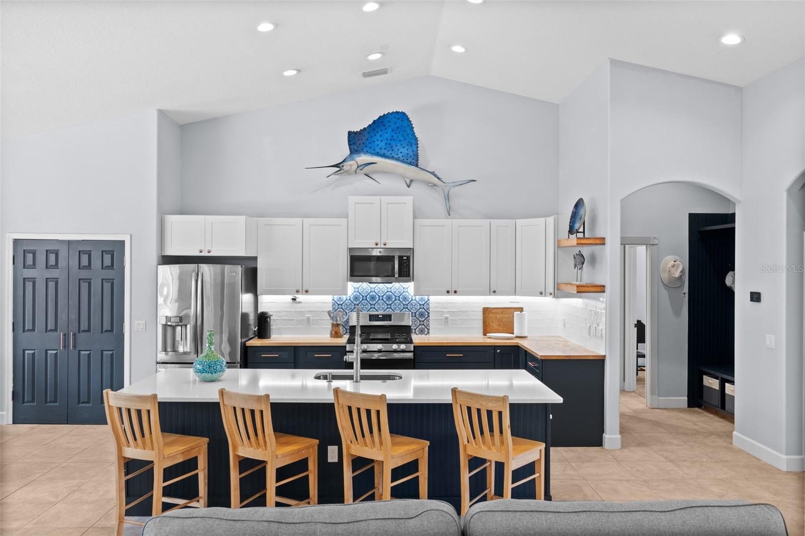 HAMPTON TERRACE AT UNIVERSITY PLACE - Residential